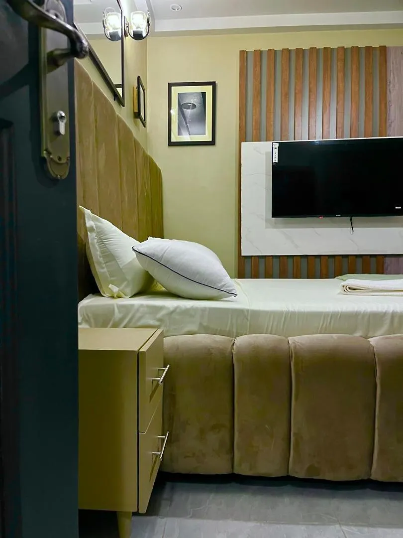 Hotel 818 Kampala